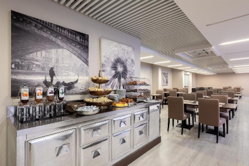 Hotel Delfino Venezia Mestre image 43